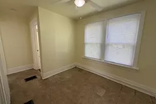 2416 N Patterson Ave, Winston-Salem, NC 27105 - Photo 14