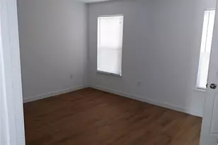 916 Avon Ave, Burlington, NC 27215 - Photo 2