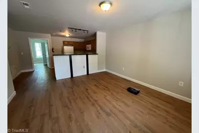 916 Avon Avenue #101, Burlington, NC 27215 - Photo 8