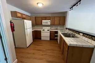 916 Avon Ave, Burlington, NC 27215 - Photo 4