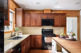 317 S Main St, Kernersville, NC 27284 - Photo 10