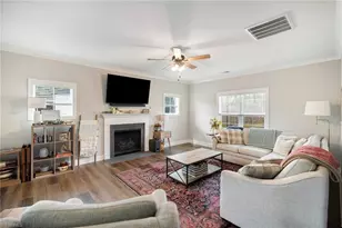 389 Windsor Trl, Lexington, NC 27295 - Photo 2