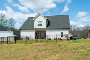 389 Windsor Trl, Lexington, NC 27295 - Photo 18