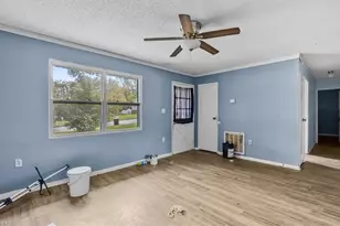 1501 Kingsway Dr, High Point, NC 27260 - Photo 10