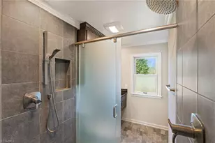 429 Herndon Dr, Winston-Salem, NC 27104 - Photo 28