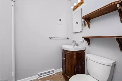 3950 Burnham Circle, Winston-Salem, NC 27105 - Photo 22