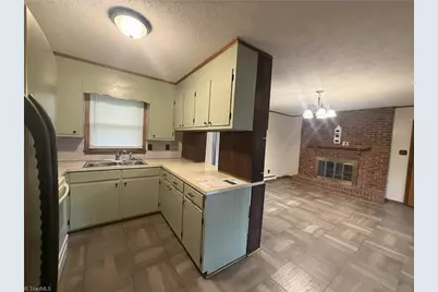 3622 Lower Lake Road, Thomasville, NC 27360 - Photo 18