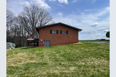 5956 US Highway 268, Dobson, NC 27017 - Photo 20