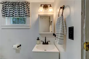 1723 E Meadow Rd, Eden, NC 27288 - Photo 20