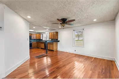 905 W Clemmonsville Road, Winston-Salem, NC 27127 - Photo 8