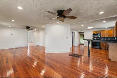 905 W Clemmonsville Road, Winston-Salem, NC 27127 - Photo 6