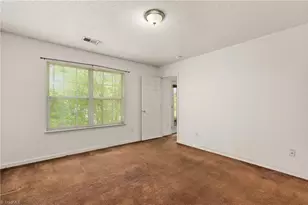 467 Bedford Knoll Dr, Winston-Salem, NC 27107 - Photo 14