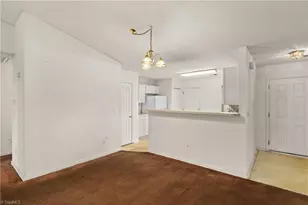 467 Bedford Knoll Dr, Winston-Salem, NC 27107 - Photo 10