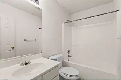 467 Bedford Knoll Drive, Winston-Salem, NC 27107 - Photo 20