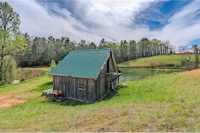 585 Oak Grove Church Road, Mount Airy, NC 27030 - Photo 10