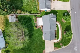 5601 Wellsley Dr W, Greensboro, NC 27407 - Photo 24