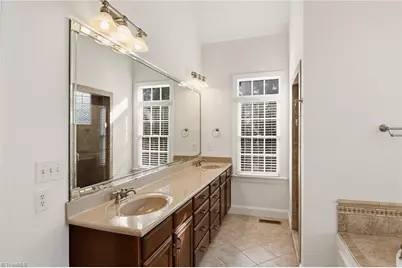 5522 Garden Park Lane, Winston-Salem, NC 27106 - Photo 20