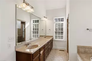 5522 Garden Park Ln, Winston-Salem, NC 27106 - Photo 20