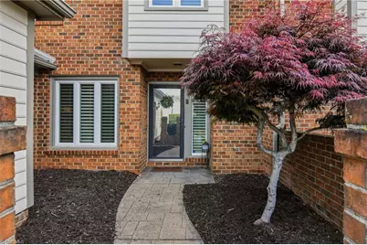 565 Sherwood Hills Drive, Winston-Salem, NC 27104 - Photo 2