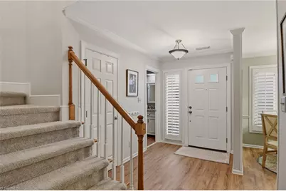 565 Sherwood Hills Drive, Winston-Salem, NC 27104 - Photo 4