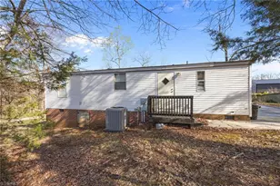 1609 Kennedy Rd, Thomasville, NC 27360 - Photo 4