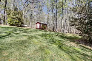 2649 Hickory Dr, Asheboro, NC 27205 - Photo 44