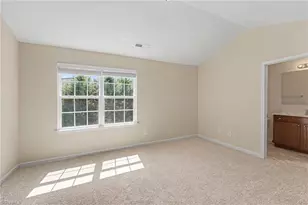 526 Song Sparrow Ln, Greensboro, NC 27409 - Photo 18