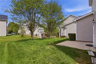 4623 Village Square Ct, Greensboro, NC 27409 - Photo 30