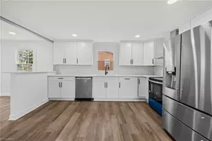 415 Spring St, Thomasville, NC 27360 - Photo 10