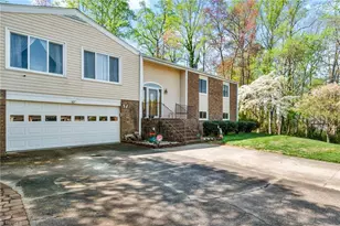 223 Vandyke St, Kernersville, NC 27284 - Photo 4