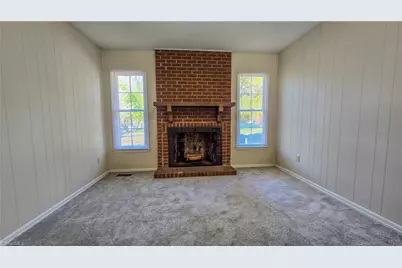 4059 Village Place, Winston-Salem, NC 27127 - Photo 4