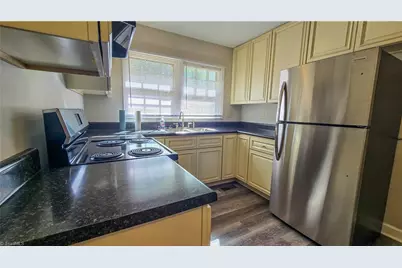 4059 Village Place, Winston-Salem, NC 27127 - Photo 2