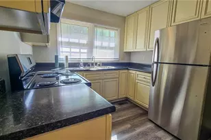 4059 Village Pl, Winston-Salem, NC 27127 - Photo 2