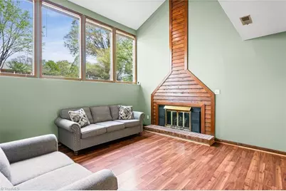 5728 Remington Drive, Winston-Salem, NC 27104 - Photo 2