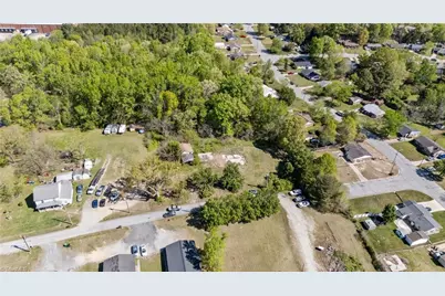 1011 Gaines Avenue, High Point, NC 27263 - Photo 4