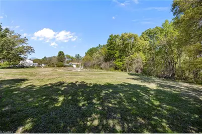1011 Gaines Avenue, High Point, NC 27263 - Photo 2
