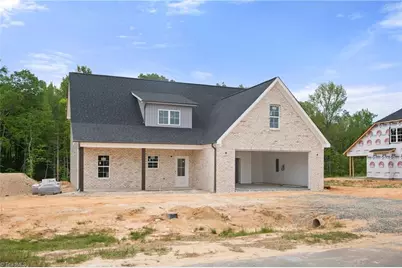 355 Enclave Drive, Clemmons, NC 27012 - Photo 2