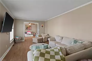 2160 Margaret Dr, Mount Airy, NC 27030 - Photo 8