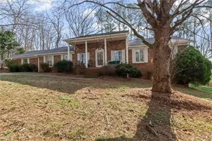 2160 Margaret Dr, Mount Airy, NC 27030 - Photo 2