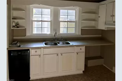 1510 Marion Street, Greensboro, NC 27403 - Photo 2