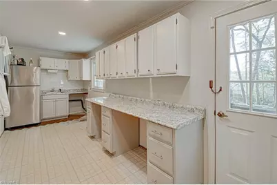 3750 Kirklees Road, Winston-Salem, NC 27104 - Photo 22