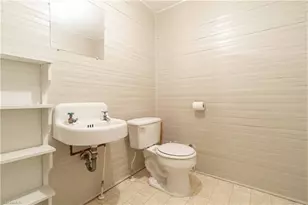 511 James St, Burlington, NC 27127 - Photo 18