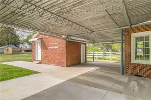 511 James St, Burlington, NC 27127 - Photo 8