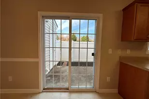 3703 Spanish Peak Dr, High Point, NC 27265 - Photo 4