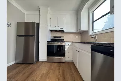 514 Brookside Court, Kernersville, NC 27284 - Photo 4