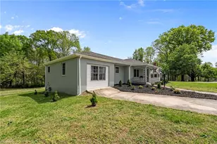 312 Monticello St, Eden, NC 27288 - Photo 32