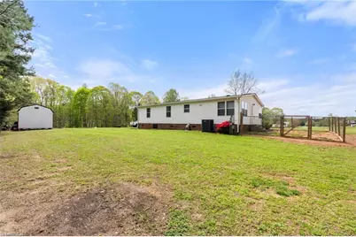 284 Quail Hill Drive, Lexington, NC 27295 - Photo 28