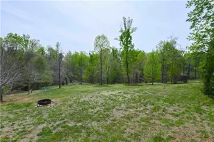 5609 Crooked Oak Dr, Summerfield, NC 27358 - Photo 6