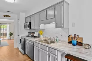 814 Guilford College Rd, Greensboro, NC 27409 - Photo 6