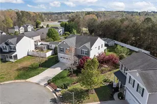 138 Buckeye Ct, Burlington, NC 27215 - Photo 4